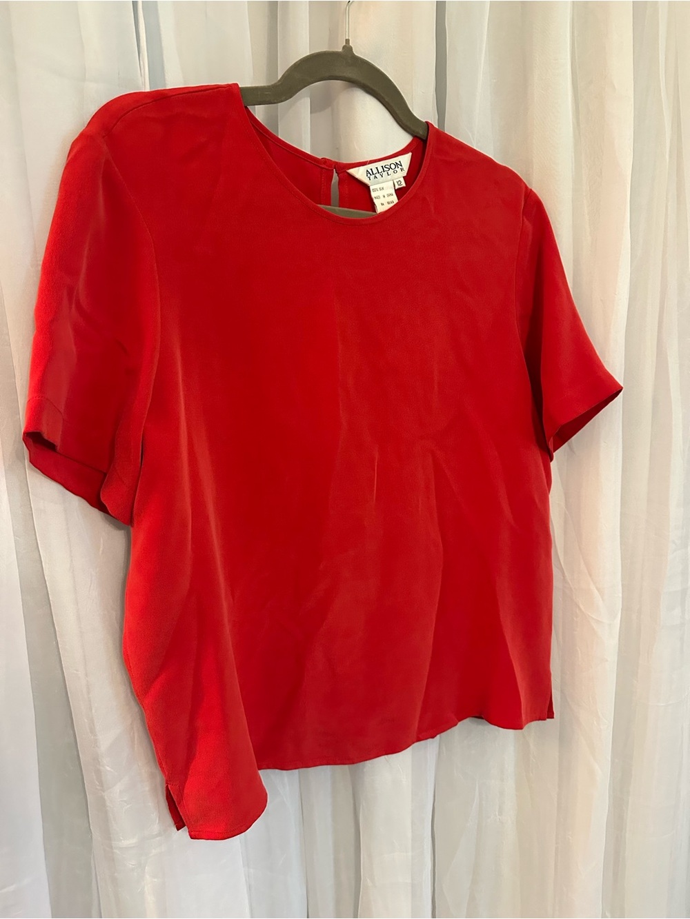 Allison Taylor Bright Red Short-Sleeve Blouse 100% Silk